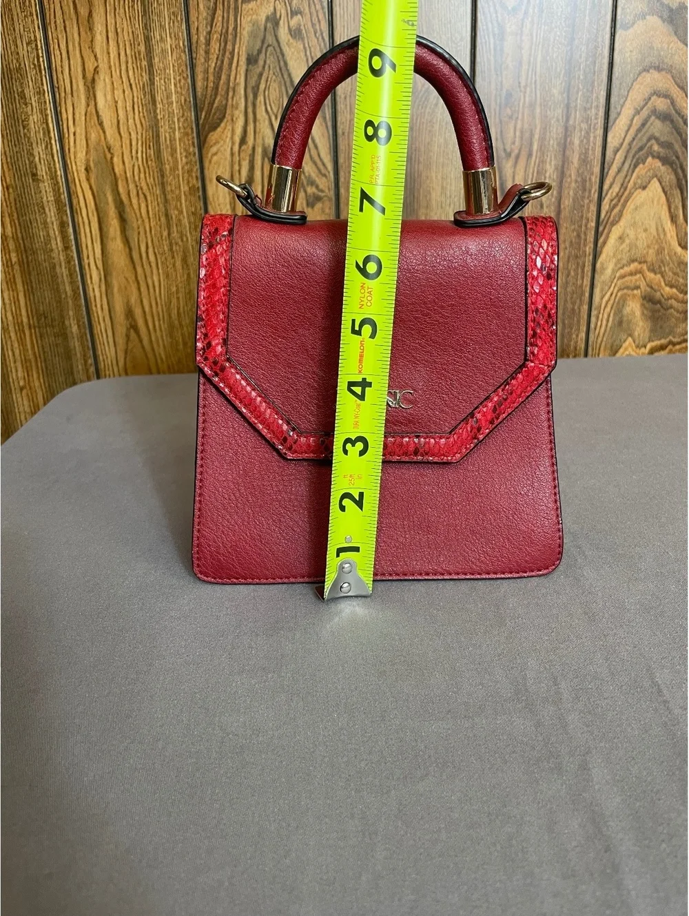 N/A intrinsic red